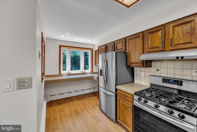 1310 LINCOLN AVE, West Deptford, NJ 08096