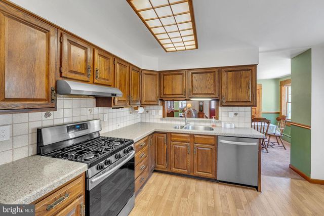 1310 LINCOLN AVE, West Deptford, NJ 08096