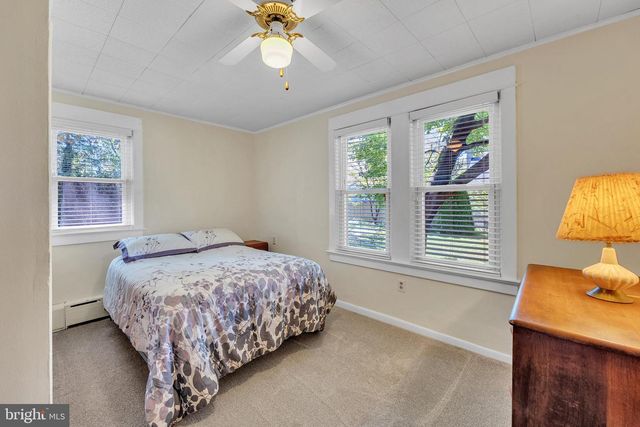 1310 LINCOLN AVE, West Deptford, NJ 08096