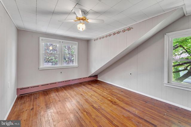 1310 LINCOLN AVE, West Deptford, NJ 08096