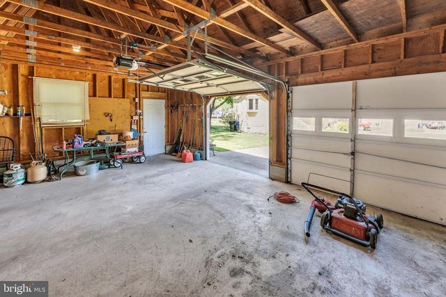 1310 LINCOLN AVE, West Deptford, NJ 08096