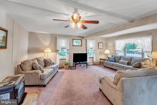 1310 LINCOLN AVE, West Deptford, NJ 08096