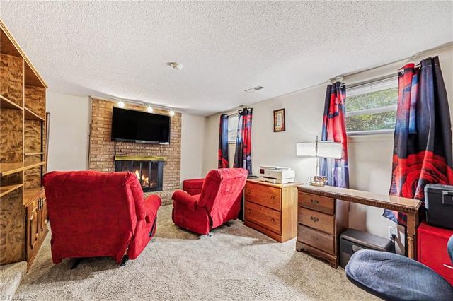4001 Marie Drive, Winston-salem, NC 27127