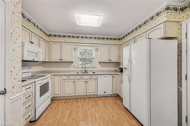 4001 Marie Drive, Winston-salem, NC 27127