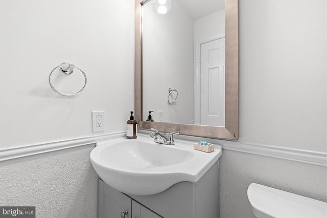 6640 PARK HALL DR, Laurel, MD 20707
