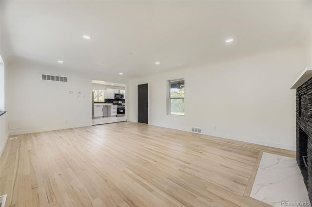 10 Allison Street, Lakewood, CO 80226