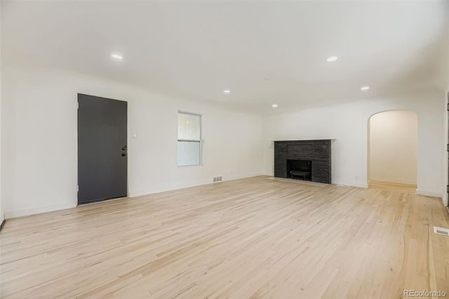 10 Allison Street, Lakewood, CO 80226