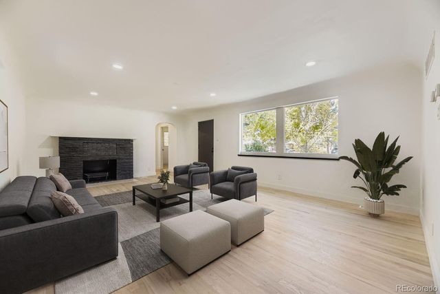 10 Allison Street, Lakewood, CO 80226