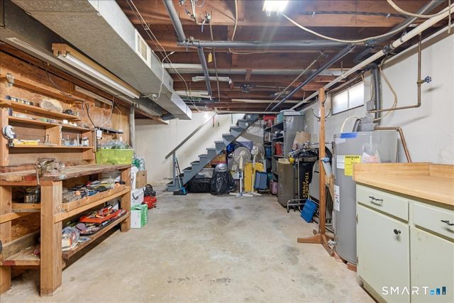 87 James Street, Colchester, CT 06415