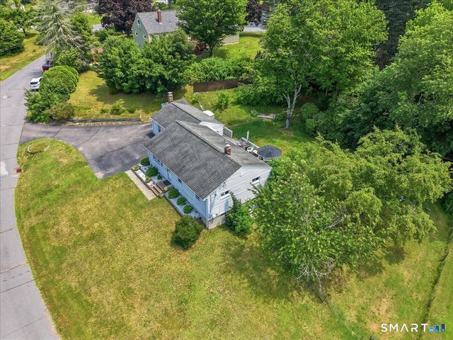 87 James Street, Colchester, CT 06415
