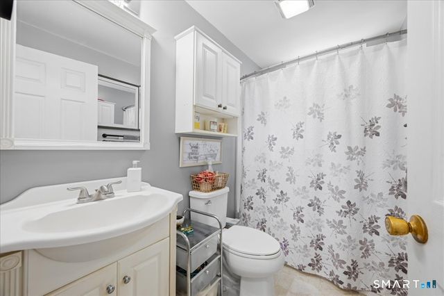 87 James Street, Colchester, CT 06415