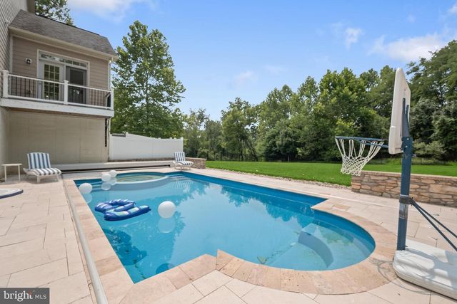 2021 DROVERS LN, Cooksville, MD 21723