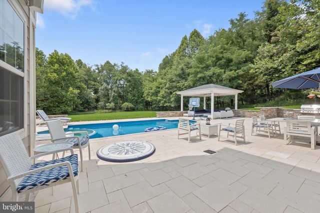 2021 DROVERS LN, Cooksville, MD 21723
