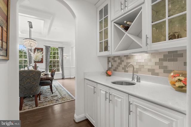2021 DROVERS LN, Cooksville, MD 21723