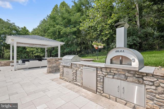 2021 DROVERS LN, Cooksville, MD 21723
