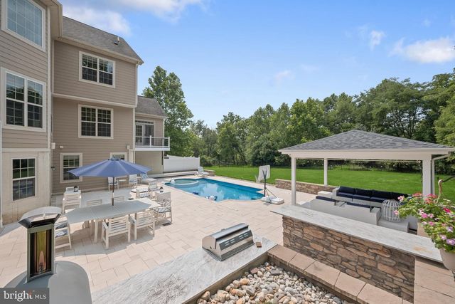 2021 DROVERS LN, Cooksville, MD 21723