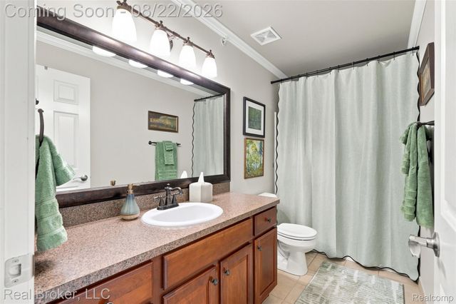 55407 Ambassador Court, Shelby Charter Township, MI 48316