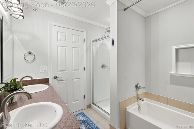 55407 Ambassador Court, Shelby Charter Township, MI 48316