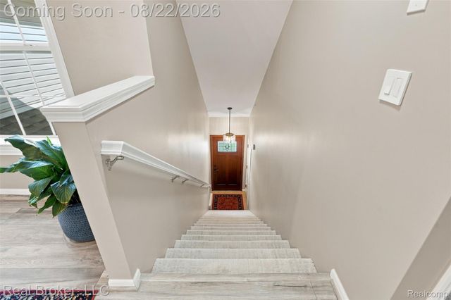 55407 Ambassador Court, Shelby Charter Township, MI 48316