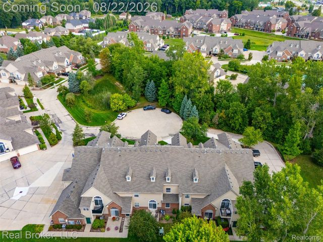 55407 Ambassador Court, Shelby Charter Township, MI 48316
