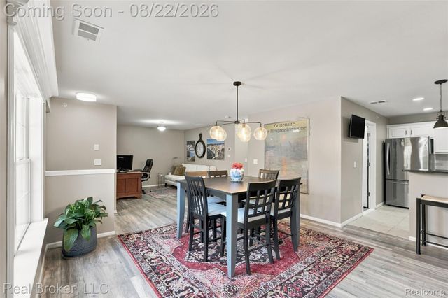 55407 Ambassador Court, Shelby Charter Township, MI 48316