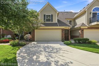 55407 Ambassador Court, Shelby Charter Township, MI 48316