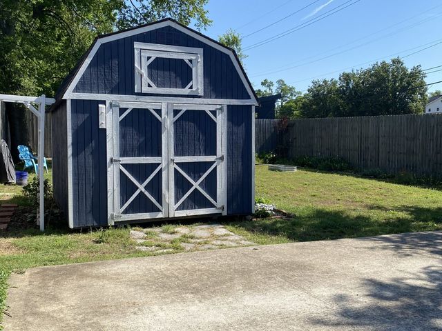 427 DuPont Ave, Madison, TN 37115