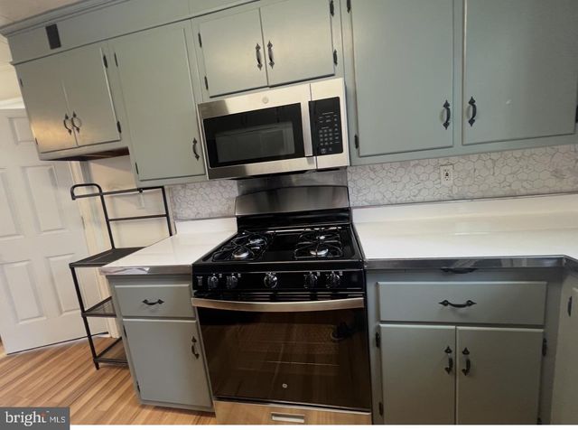 35 ELIZABETH AVENUE, Halethorpe, MD 21227