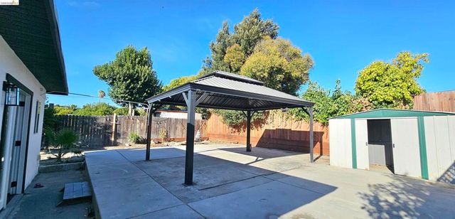 89 Bruno Ave, Pittsburg, CA 94565