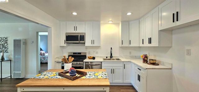 89 Bruno Ave, Pittsburg, CA 94565