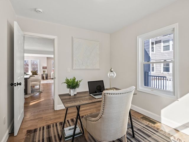 122 Copperfield Rd, Worcester, MA 01602