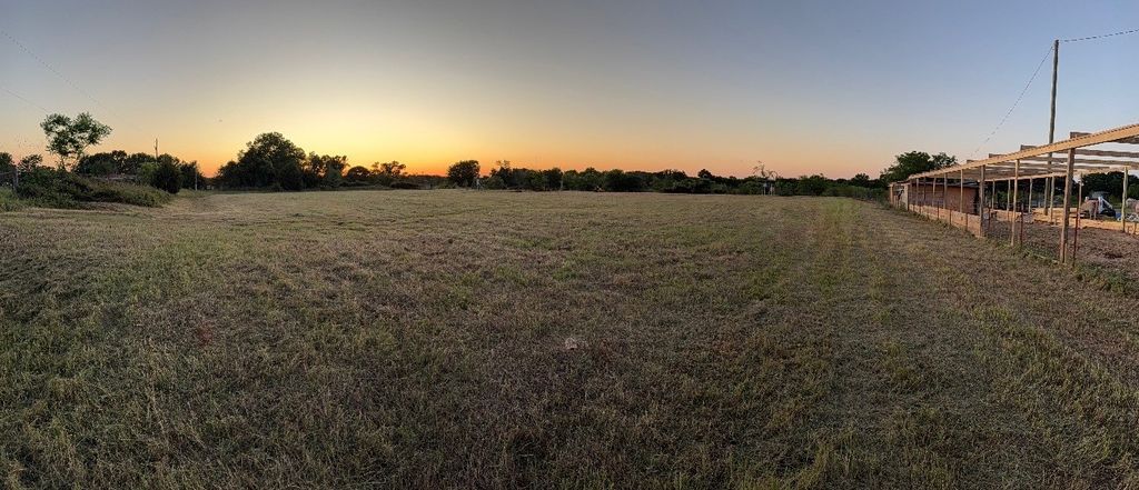 411 S Leagueline Road, Trinidad, TX 75163