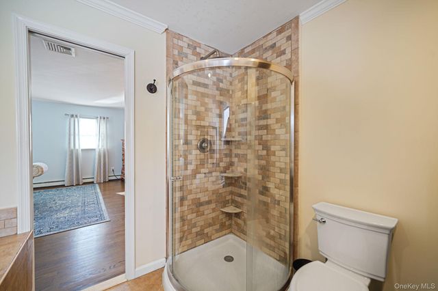 49 Gainsborough Road, Holbrook, NY 11741