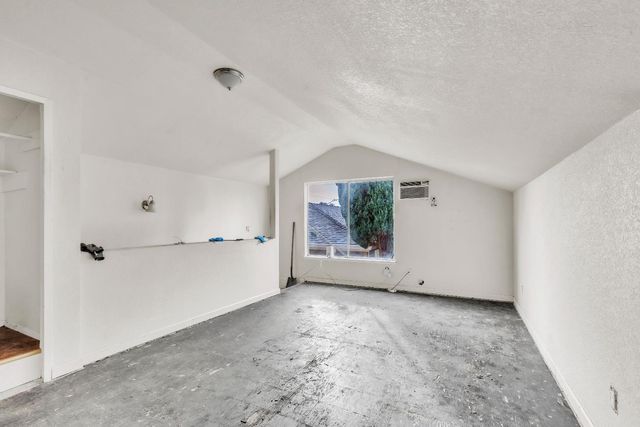 7323 Springman St, Sacramento, CA 95822