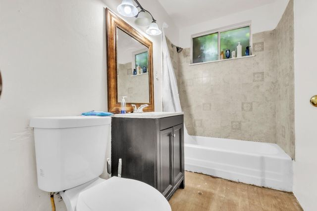 7323 Springman St, Sacramento, CA 95822