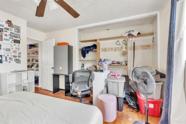 7323 Springman St, Sacramento, CA 95822