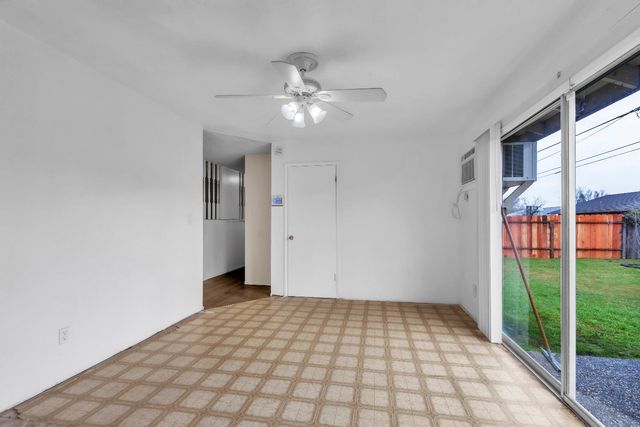 7323 Springman St, Sacramento, CA 95822