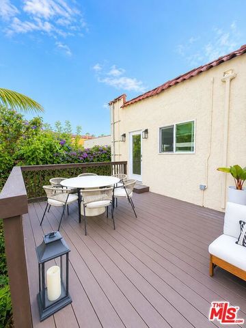 1636 Courtney Avenue, Los Angeles, CA 90046