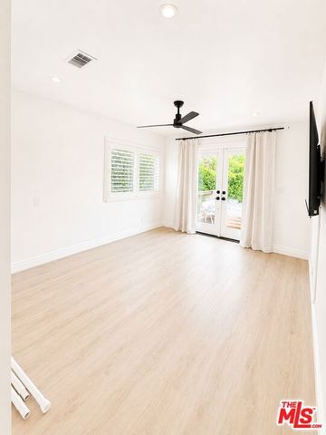 1636 Courtney Avenue, Los Angeles, CA 90046