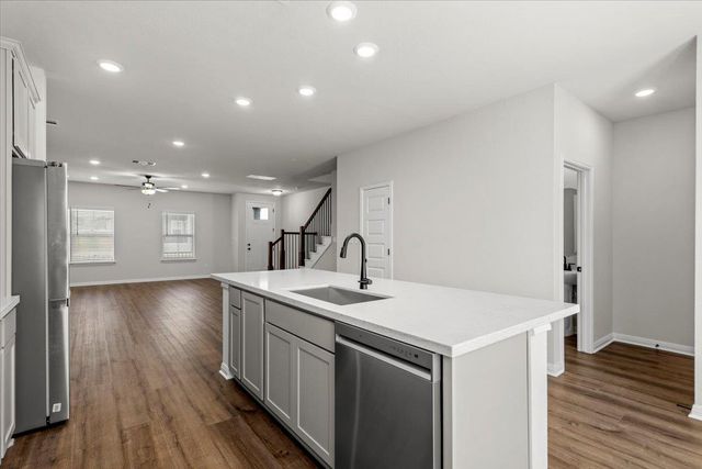 5900 Whisper Creek DR 412, Georgetown, TX 78628