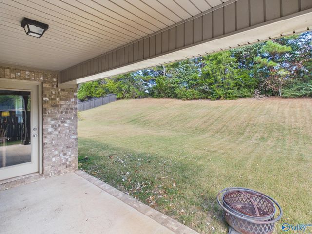208 Green Garden Drive, Harvest, AL 35749