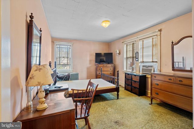 4608 WOODLAND AVE, Drexel Hill, PA 19026