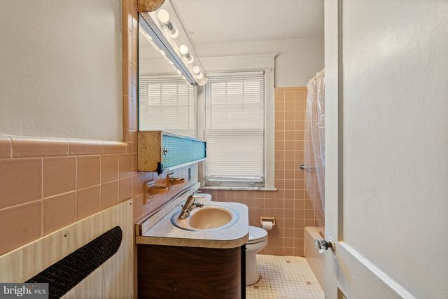 4608 WOODLAND AVE, Drexel Hill, PA 19026