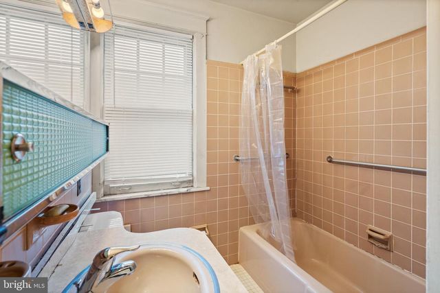 4608 WOODLAND AVE, Drexel Hill, PA 19026