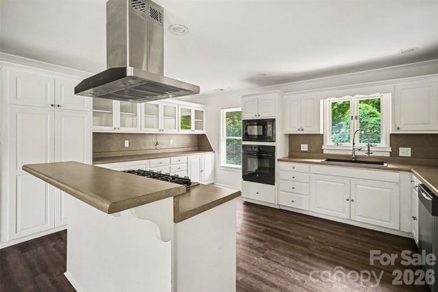 1003 W Sumter Street, Shelby, NC 28150