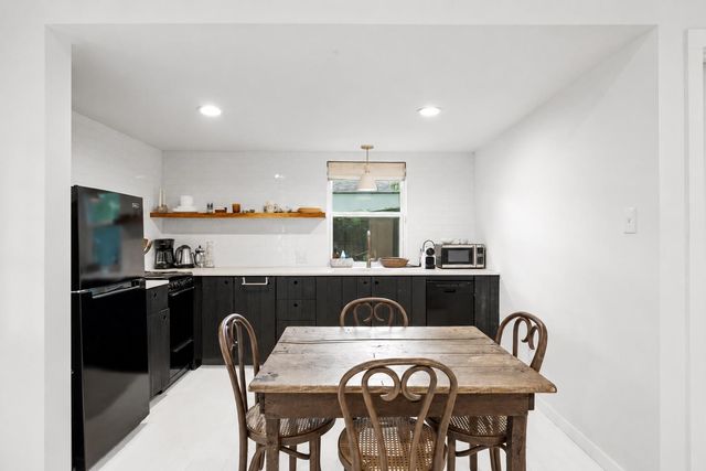 1016 E 43rd ST, Austin, TX 78751