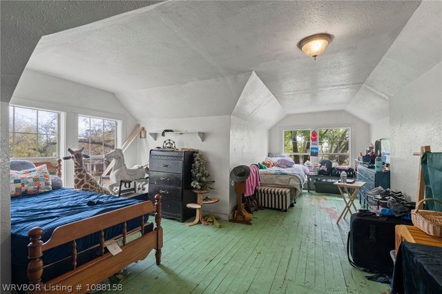 1215 Baldwin Street, Van Buren, AR 72956