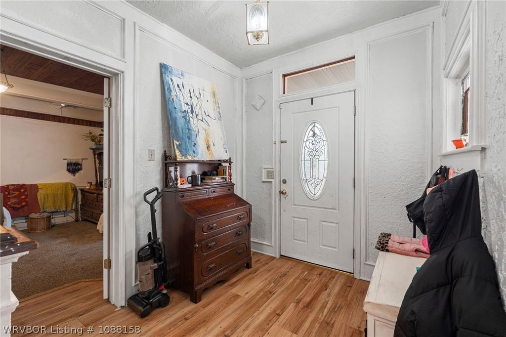 1215 Baldwin Street 1215 Baldwin Street