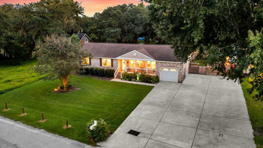 3591 Bayou Road, Johns Island, SC 29455