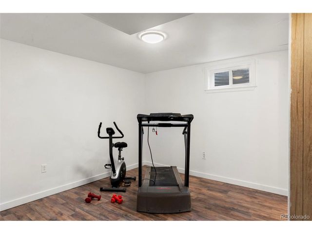 397 Cypress St, Broomfield, CO 80020